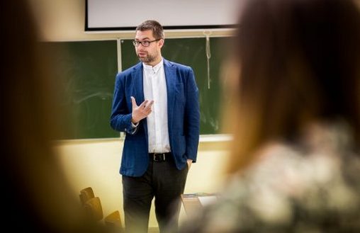 Lukasz Nazarko teaching